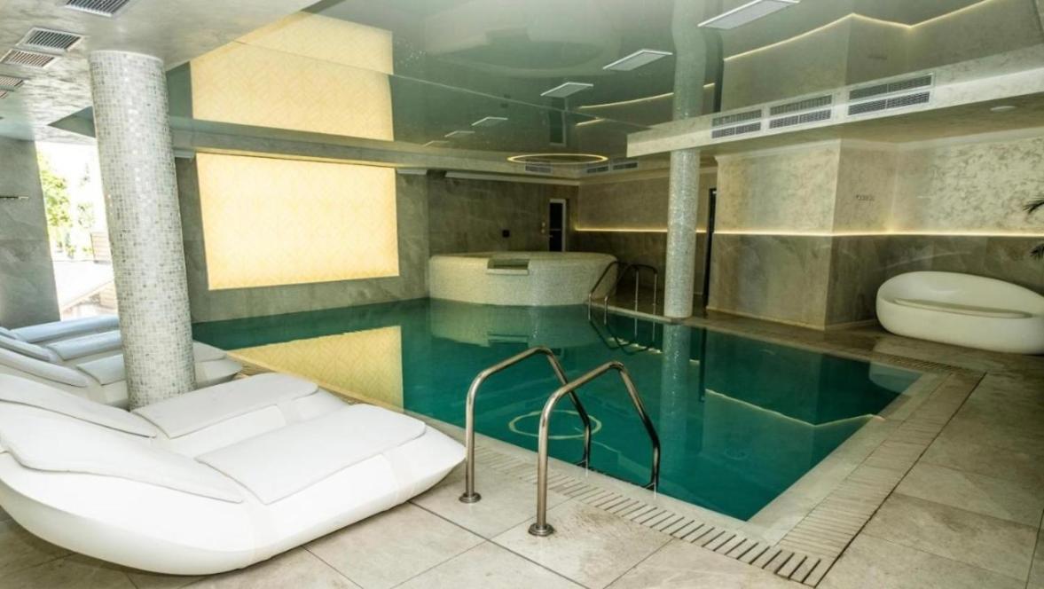 Luxury Apartment Rich 3 เวลินกราด ภายนอก รูปภาพ